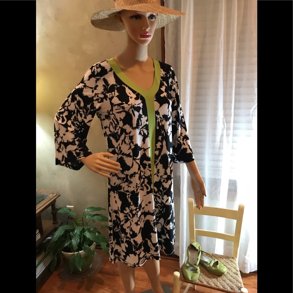 Susan Lawrence dress, size M,  EUC